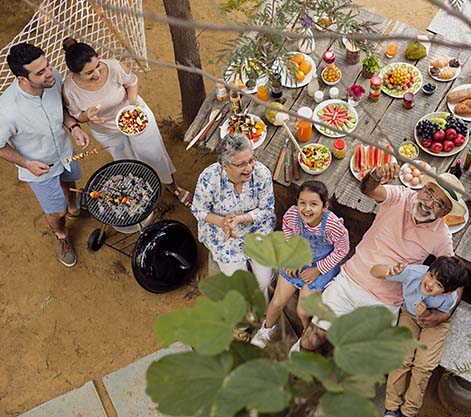 Community Dining Experiences
